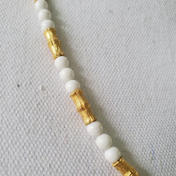 Vintage Necklace White Lucite and Gold Tone - 24" Long - Picture 3 of 5